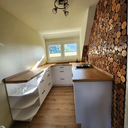 Vihar Apartmaji