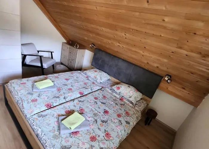 Vihar Apartmaji アパート *